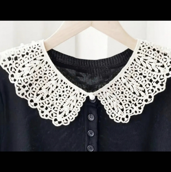 Fashion Jewelry Accessories - DETACHABLE LACE COLLAR DRESS UP ANY DRESS OR SWEATER DETACHABLE